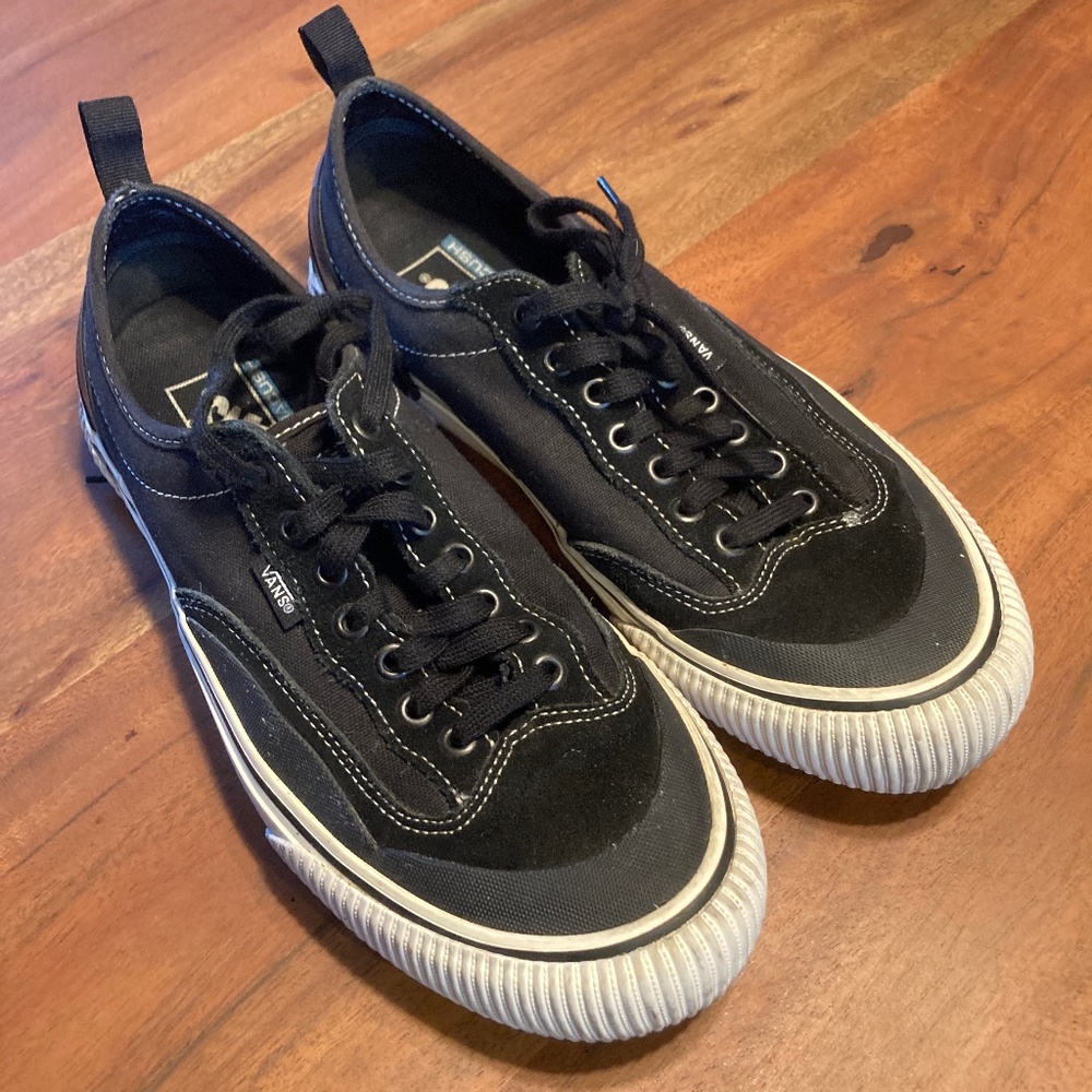 Vans Sneakers Men's 9.0, Women's 10.5 - Picture 3 of 7